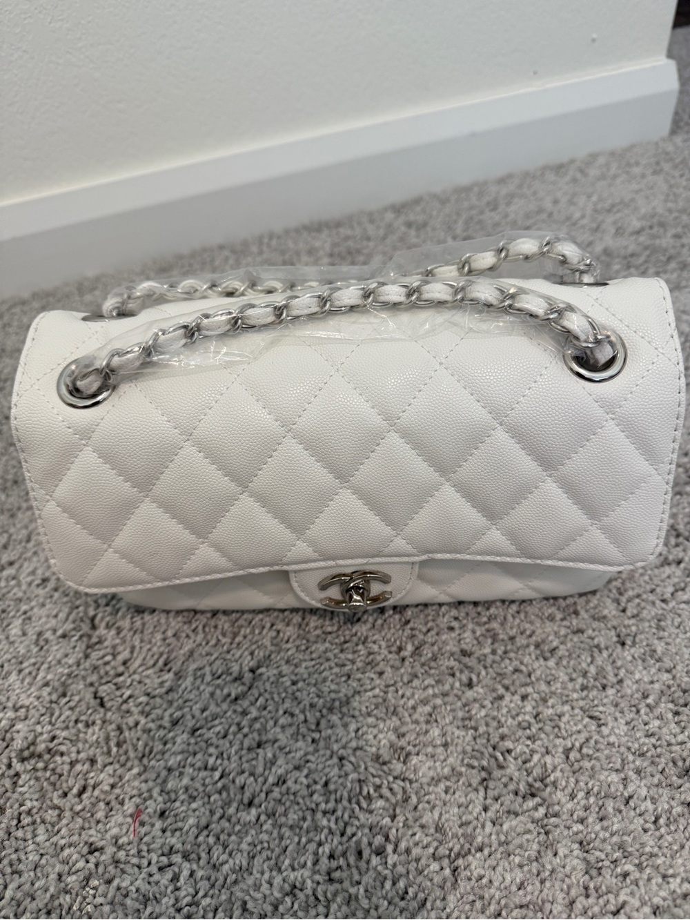 INSPIRED… White Quilted Chain Shoulder Bag - Elegant Designer Style